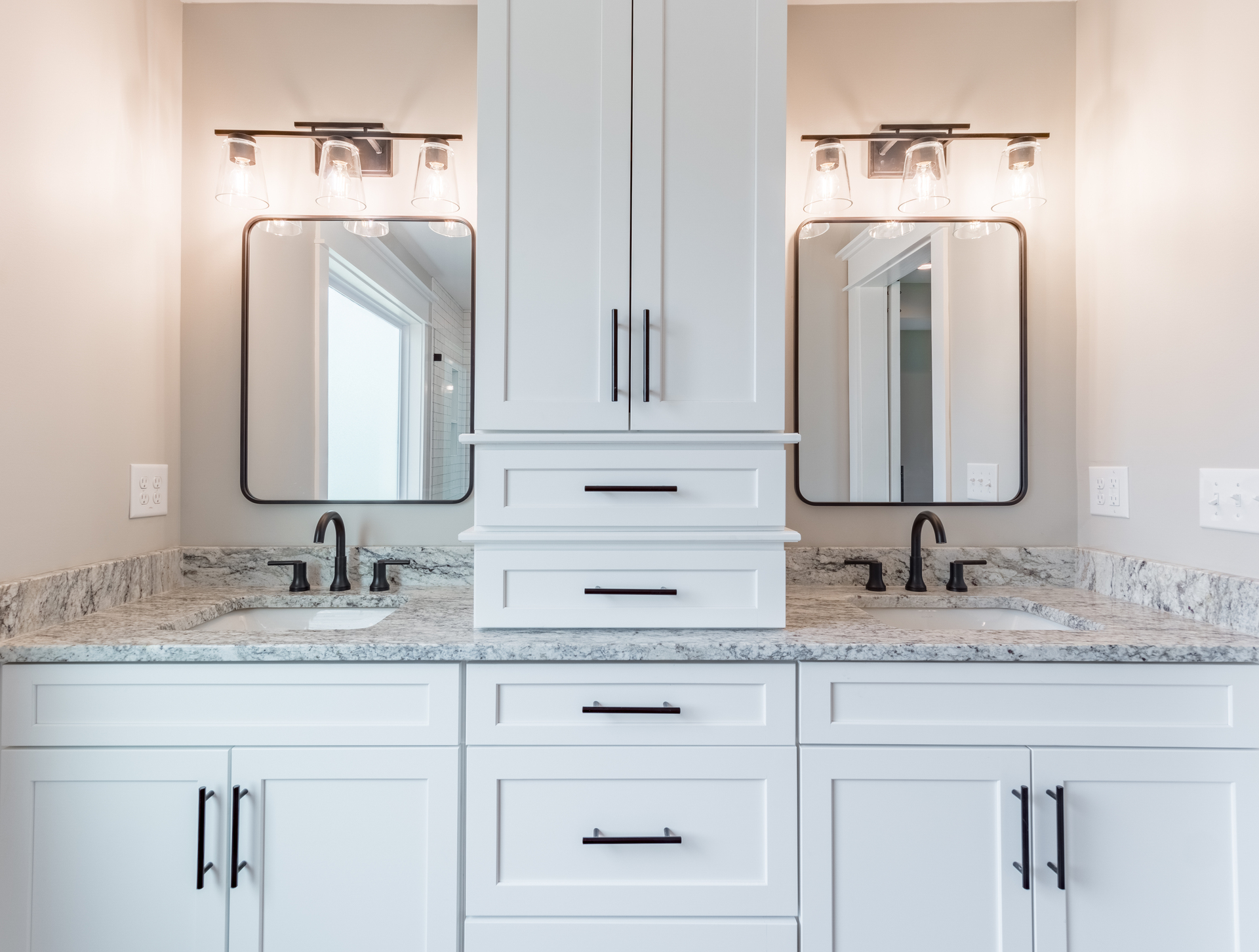 Hidden Oaks Custom Homes | WhiteWater Landing on Lake Murray